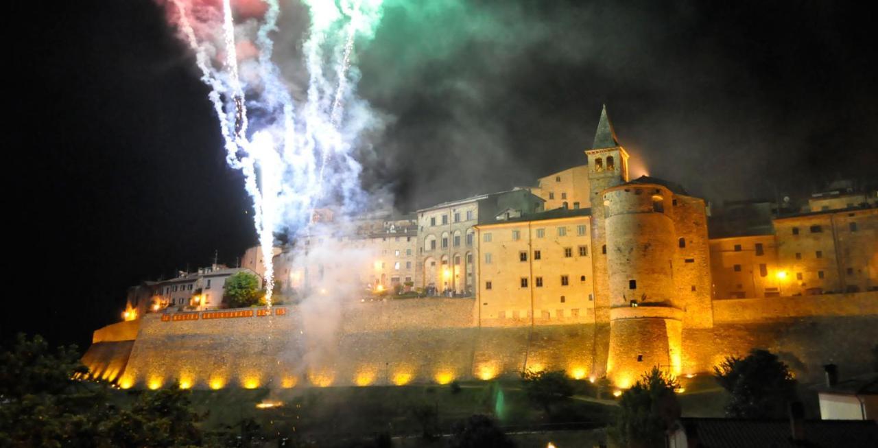 Hotel La Meridiana Anghiari Bagian luar foto